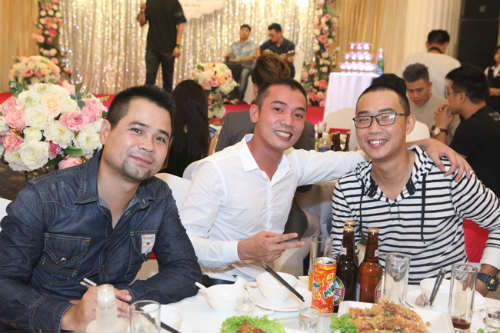 Đỗ Duy Nam cười tít mắt rước vợ hot girl về dinh - 4