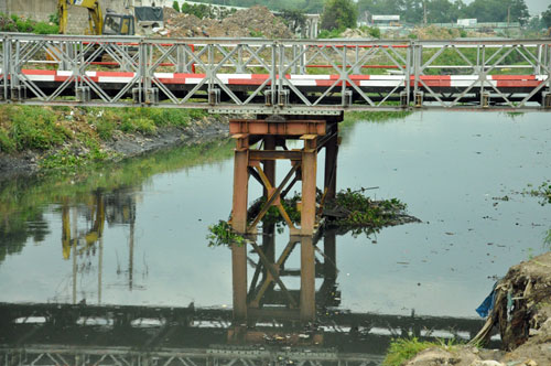 Cận cảnh 2 cầu thép tiền tỷ xây trong 16 ngày ở Sài Gòn - 6