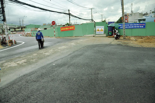 Cận cảnh 2 cầu thép tiền tỷ xây trong 16 ngày ở Sài Gòn - 9