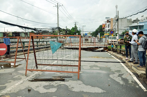 Cận cảnh 2 cầu thép tiền tỷ xây trong 16 ngày ở Sài Gòn - 14