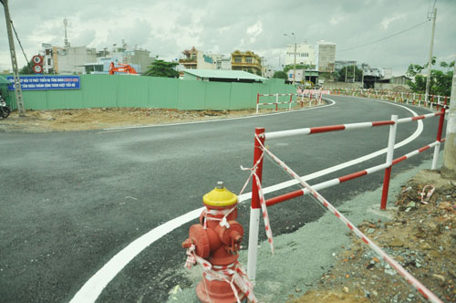 Cận cảnh 2 cầu thép tiền tỷ xây trong 16 ngày ở Sài Gòn - 10