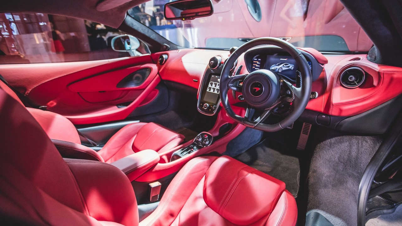 "Hàng nóng" McLaren 570GT chính thức ra mắt - 5