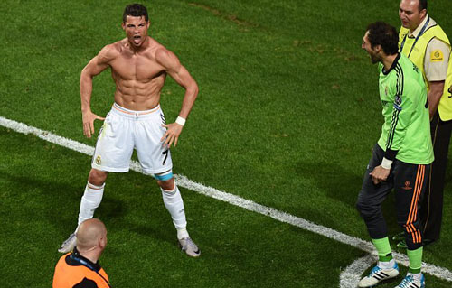 Lời phản pháo chua cay và sự bất công của Ronaldo - 1