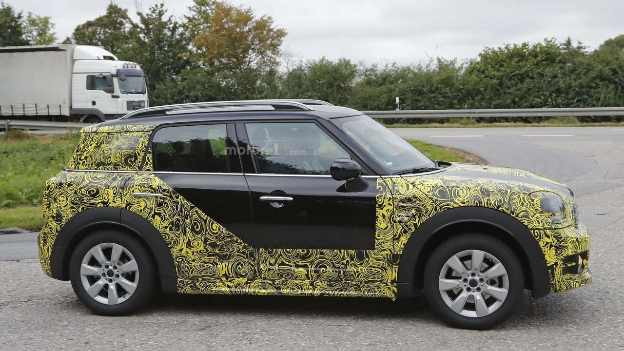 2017 Mini Countryman ngụy trang kín mít trên đường thử - 3