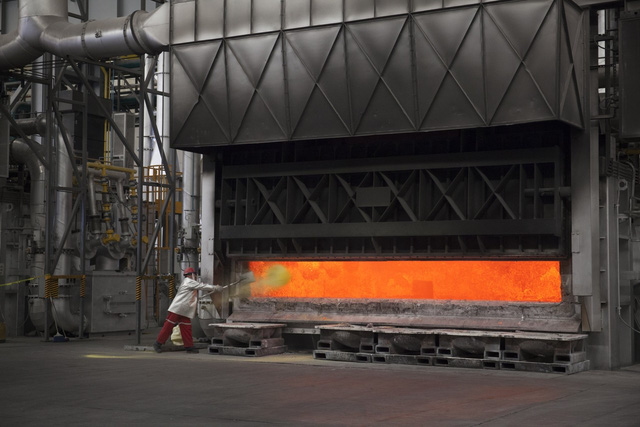 Tỷ phú TQ bị cáo buộc "găm" 1 tấn nhôm ở sa mạc Mexico - 2