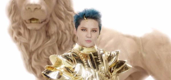 Chuyện tình bộ đôi "dị" nhất K-Pop kết thúc sau 9 tháng - 2