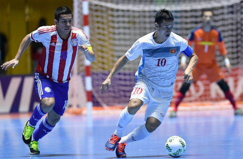 Ảnh: Futsal Việt Nam "trở lại mặt đất" trận gặp Paraguay - 11