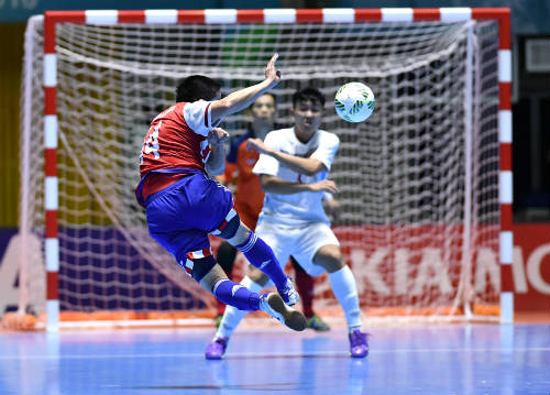 Ảnh: Futsal Việt Nam "trở lại mặt đất" trận gặp Paraguay - 5