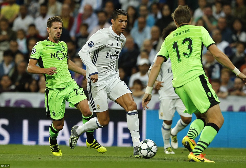 Tin HOT tối 15/9: Ronaldo xin lỗi sau khi ghi bàn cho Real - 1