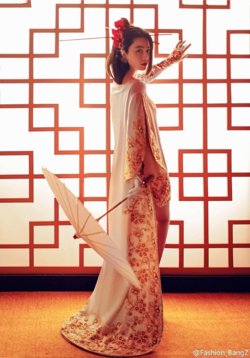 Phạm Băng Băng khoe lưng trần gợi cảm trong phim để đời - 6