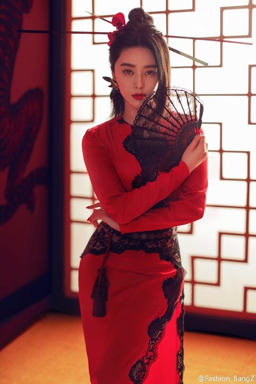 Phạm Băng Băng khoe lưng trần gợi cảm trong phim để đời - 3