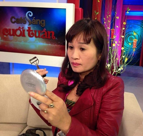 “Cô gái trăm triệu” Lê Thị Dần lột xác chóng mặt - 8