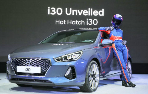 Hyundai i30 2017chính thức lộ diện, đối đầu Ford Focus - 1
