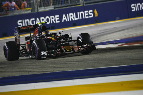 Phân hạng Singapore GP: Đỉnh cao Rosberg, vực sâu Vettel - 3