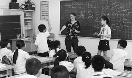 Dạy tiếng Anh trong trường phổ thông: Nên chọn SGK nước ngoài, dạy 12 năm - 1