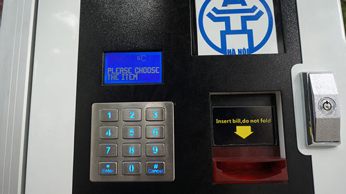 Khóc, cười với máy bán hàng tự động ở Hà Nội - 5