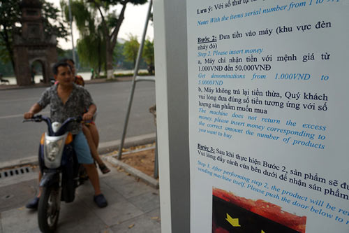 Khóc, cười với máy bán hàng tự động ở Hà Nội - 6