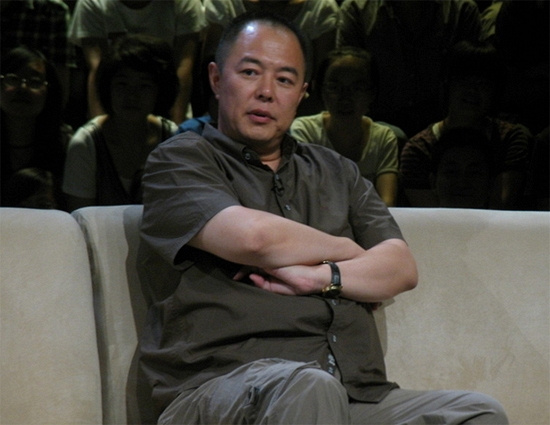 “Vua Càn Long” bồi thường gần 30 tỉ đồng cho con bị bỏ rơi - 2