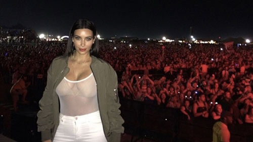 15 kiểu váy áo trong suốt khoe cơ thể của Kim Kardashian - 1