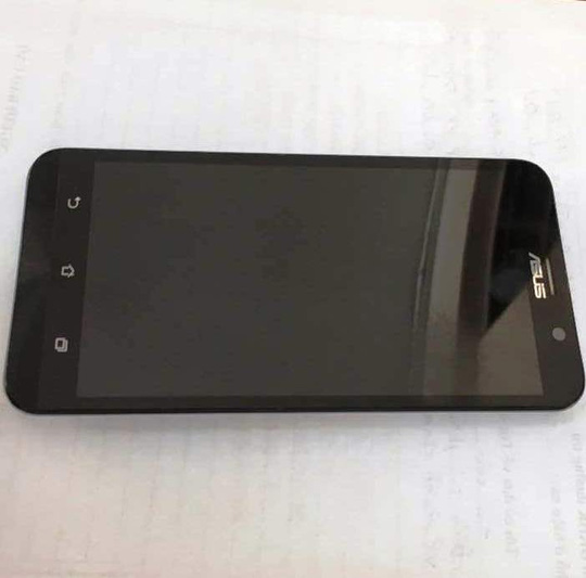 Bị công an bắt, tên cướp ôm mặt khóc như đứa trẻ - 2