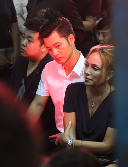 Hà Hồ - Đức Tuấn song ca "Tình thơ" tiễn biệt Minh Thuận - 7