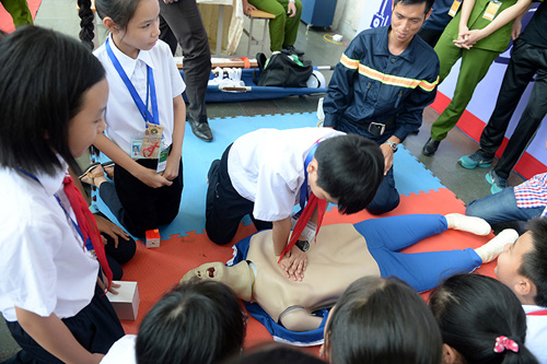 Cận cảnh trang thiết bị PCCC hiện đại nhất thế giới ở HN - 10