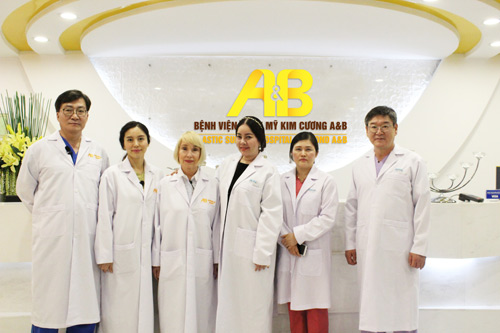 MC Kỳ Duyên hội ngộ các danh ca hải ngoại kỷ niệm sinh nhật 20 năm Mimi Clinic spa - 3