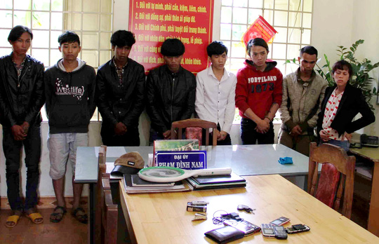 Bắt "tập đoàn" đòi nợ thuê hung hãn ở Lâm Đồng - 1