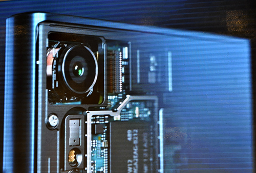 Sony Xperia XZ trình làng: Điểm nhấn ở bộ đôi camera - 1
