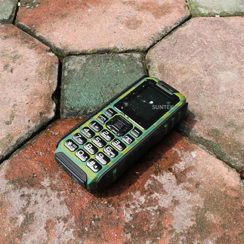 Cháy hàng dế "độc" siêu bền chống nước, pin dùng 20 ngày - 3