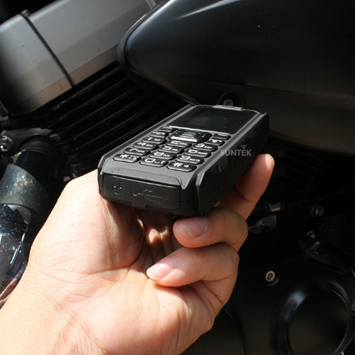 Cháy hàng dế "độc" siêu bền chống nước, pin dùng 20 ngày - 6