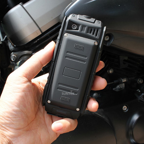 Cháy hàng dế "độc" siêu bền chống nước, pin dùng 20 ngày - 7