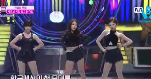 Ba cô gái Việt gây “náo loạn” sân chơi ca nhạc Hàn Quốc - 1