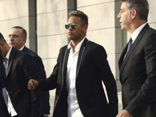 NÓNG: Barca gian lận, Neymar chính thức hầu tòa - 1