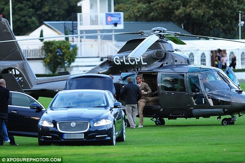 Cuộc sống nhung lụa của con nuôi gốc Việt nhà Jolie-Pitt - 8