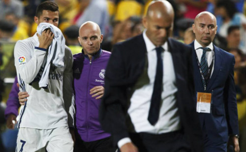 Tiêu điểm vòng 6 Liga: Kỳ trăng mật của Zidane đã hết - 1