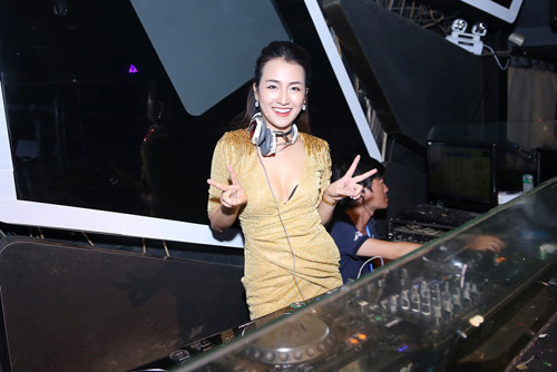 Trang Moon gợi cảm chơi nhạc cùng DJ sexy nhất Hàn Quốc - 9