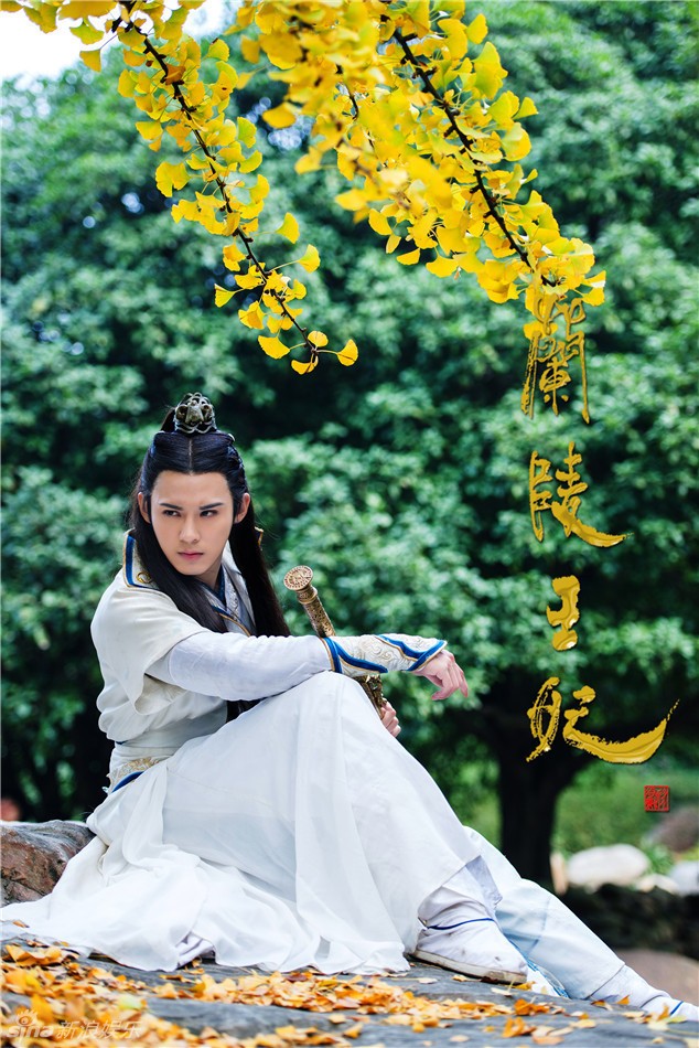 Bộ phim "đắp chiếu" 3 năm chưa ra mắt đã gây tranh cãi - 10