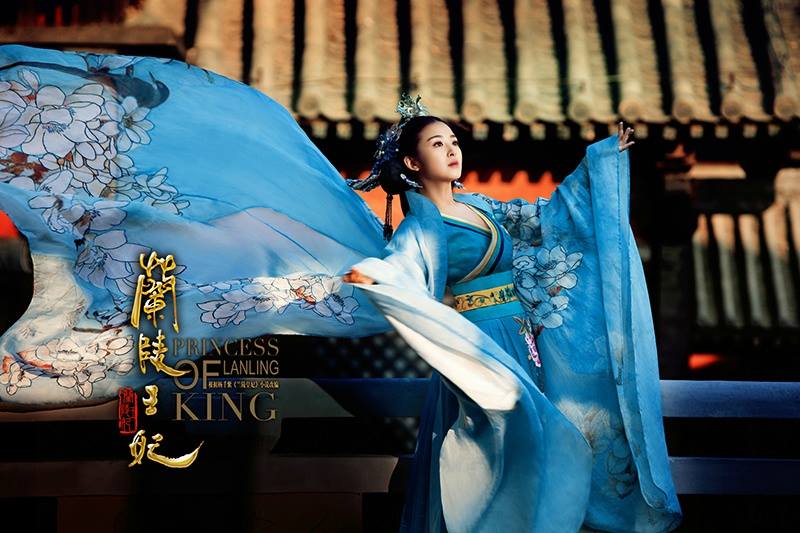 Bộ phim "đắp chiếu" 3 năm chưa ra mắt đã gây tranh cãi - 12