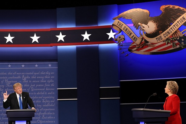 Dân mạng Mỹ chế giễu màn khẩu chiến Trump-Clinton - 3