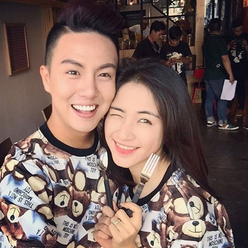 Loạt ảnh thân mật của Hòa Minzy với "trai lạ" khiến fan tò mò - 2