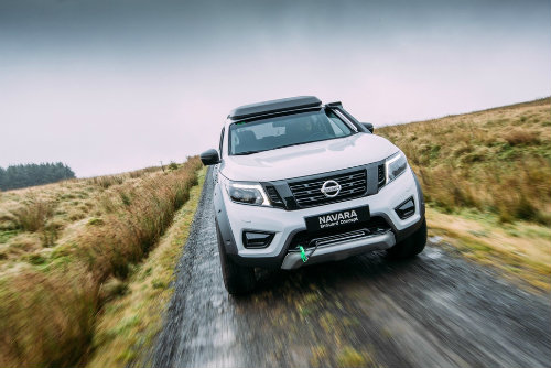 Nissan Navara Enguard: Mẫu bán tải cứu hộ công nghệ cao - 4