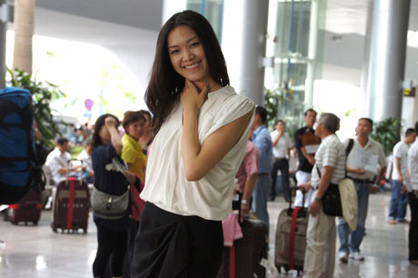 "Lật tẩy" nhan sắc của hoa - á hậu Việt khi bị chụp lén - 4