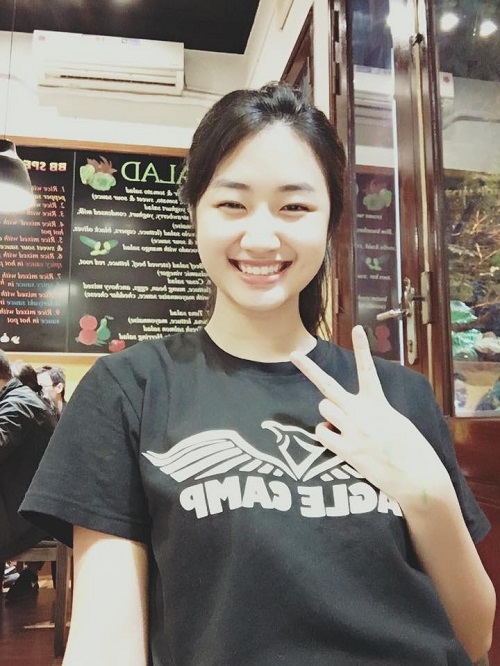 "Lật tẩy" nhan sắc của hoa - á hậu Việt khi bị chụp lén - 8