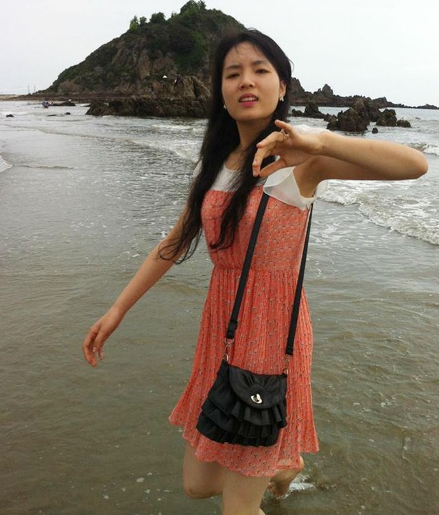 "Lật tẩy" nhan sắc của hoa - á hậu Việt khi bị chụp lén - 15