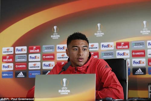 Tin HOT tối 29/9: Cựu sao Chelsea bị nghi ăn “tiền bẩn” - 3