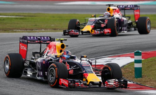 F1, Malaysian GP 2016: Song đấu quyết "ăn thua đủ" - 2