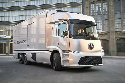 Soi xe tải điện công nghệ cao Mercedes-Benz Urban eTruck - 1