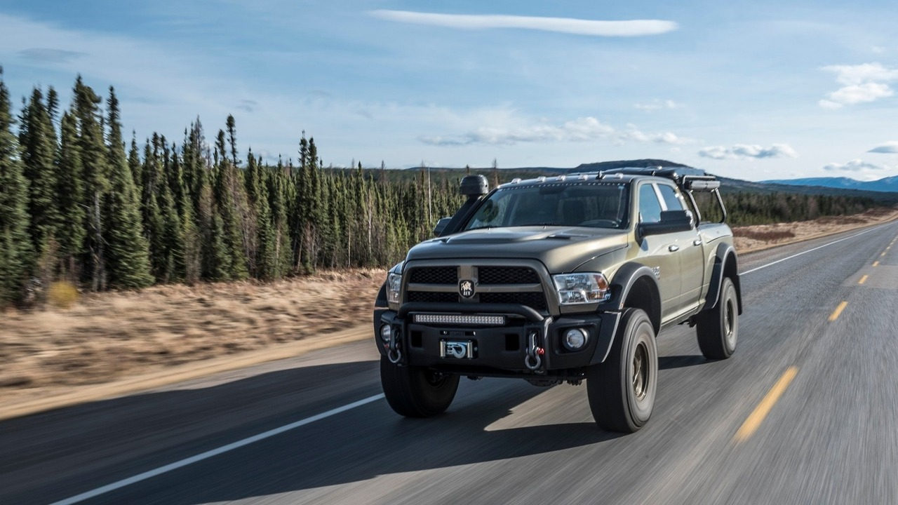 Ngắm vẻ hầm hố của chiếc AEV Ram Prospector XL - 5
