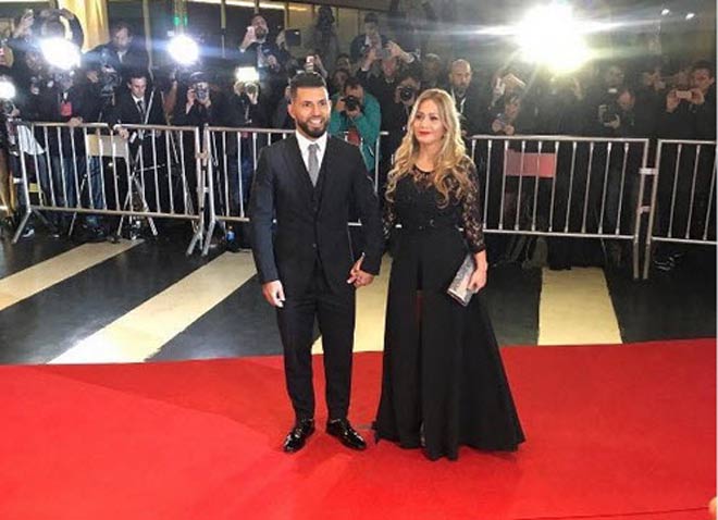 Messi ngượng ngùng hôn bạn gái, thuê 300 vệ sĩ cho đám cưới - 7